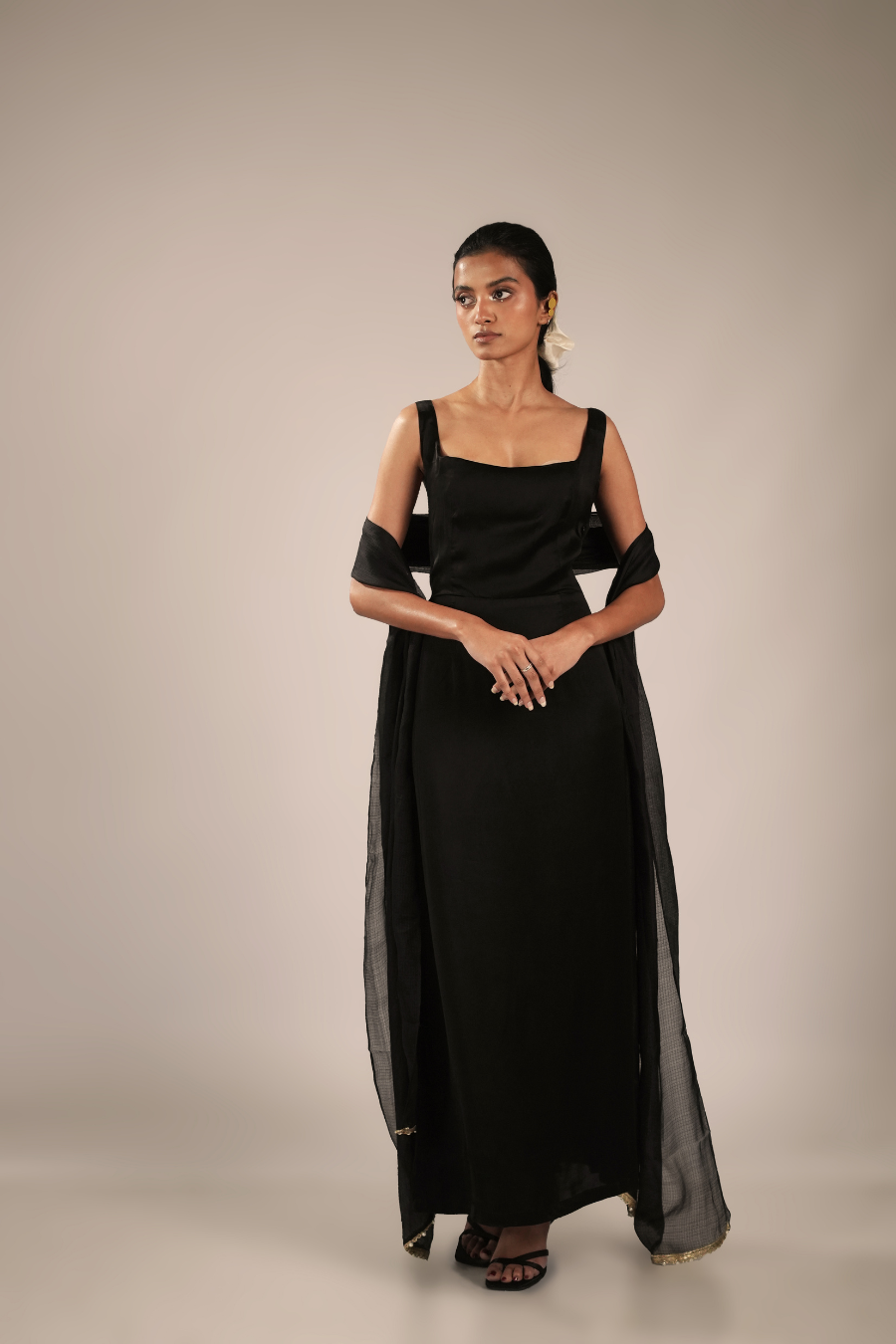 5TH AVENUE MUSE (BLACK)